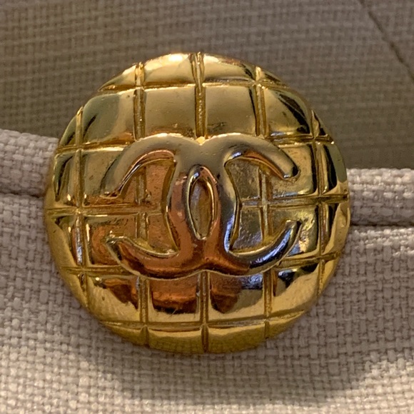 CHANEL Jewelry - Authentic CHANEL Single Earring